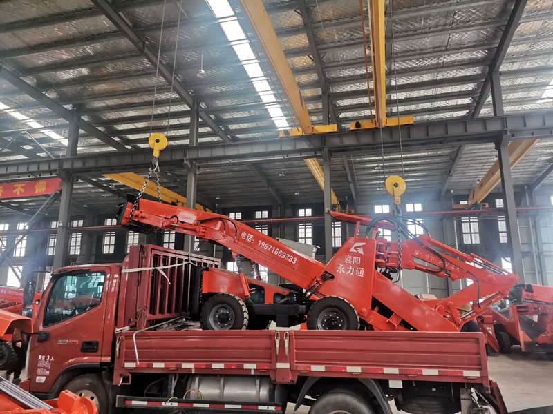 電動(dòng)扒渣機(jī)給礦業(yè)添動(dòng)力，新襄通扒渣機(jī)帶你了解電動(dòng)扒渣機(jī)的特點(diǎn)